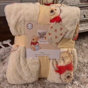Disney Winnie the Pooh Plush Throw Blanket Yellow BRAND NEW NWT